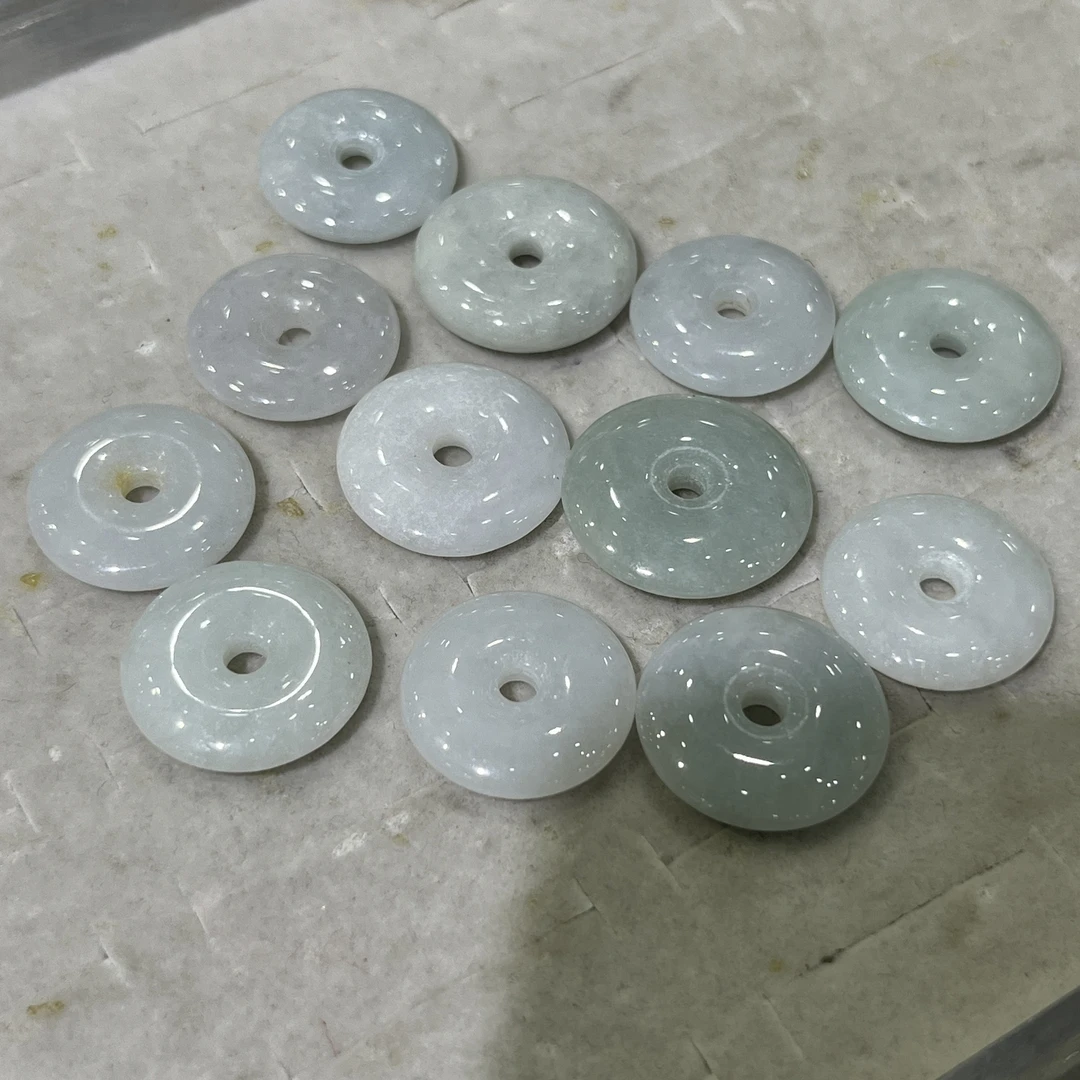 【七七严选福利品】天然A货翡翠平安扣随机发货TQ