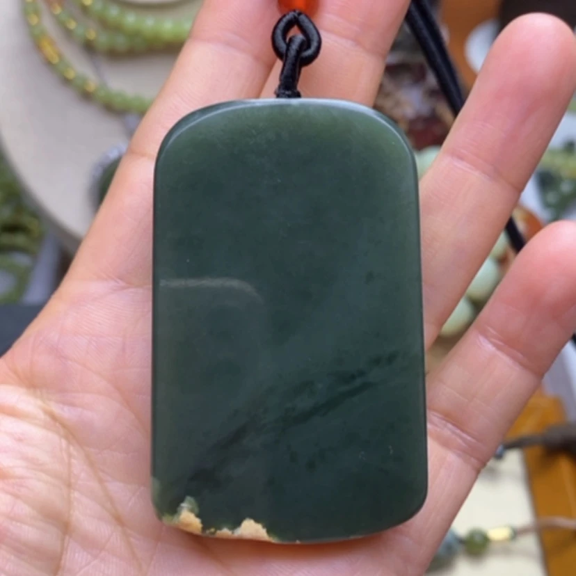 【闪购商品】未镶嵌岫岩河磨玉（透闪石质玉）挂件