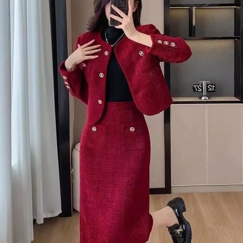 红色小香风套装女秋冬今年流行气质名媛高级感短外套半身裙两件套
