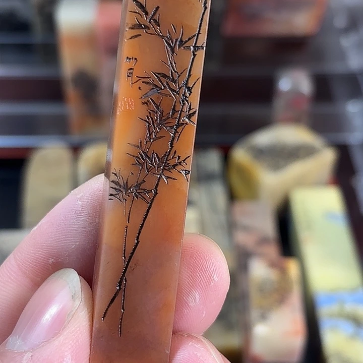 昌化石印石秋**?众磊文化竹月刻绘