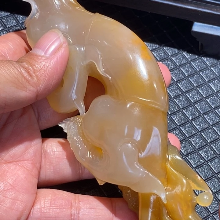 石英质玉（黄龙玉）未镶嵌挂件