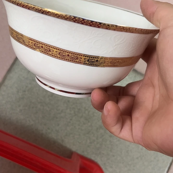 G***·新骨瓷1个5.5寸碗微瑕尾货完美主义者慎拍