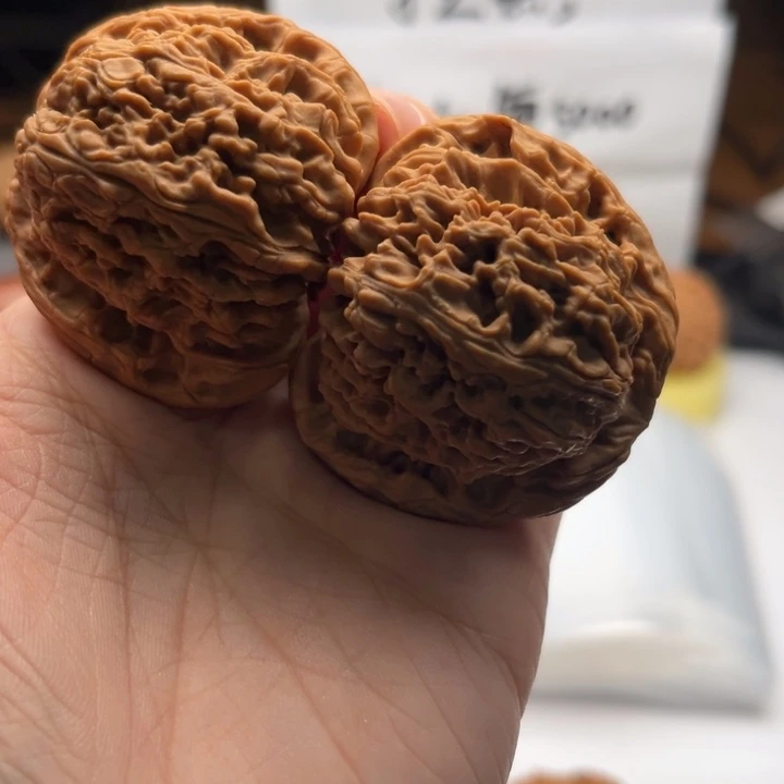 文玩核桃吊坠南疆44