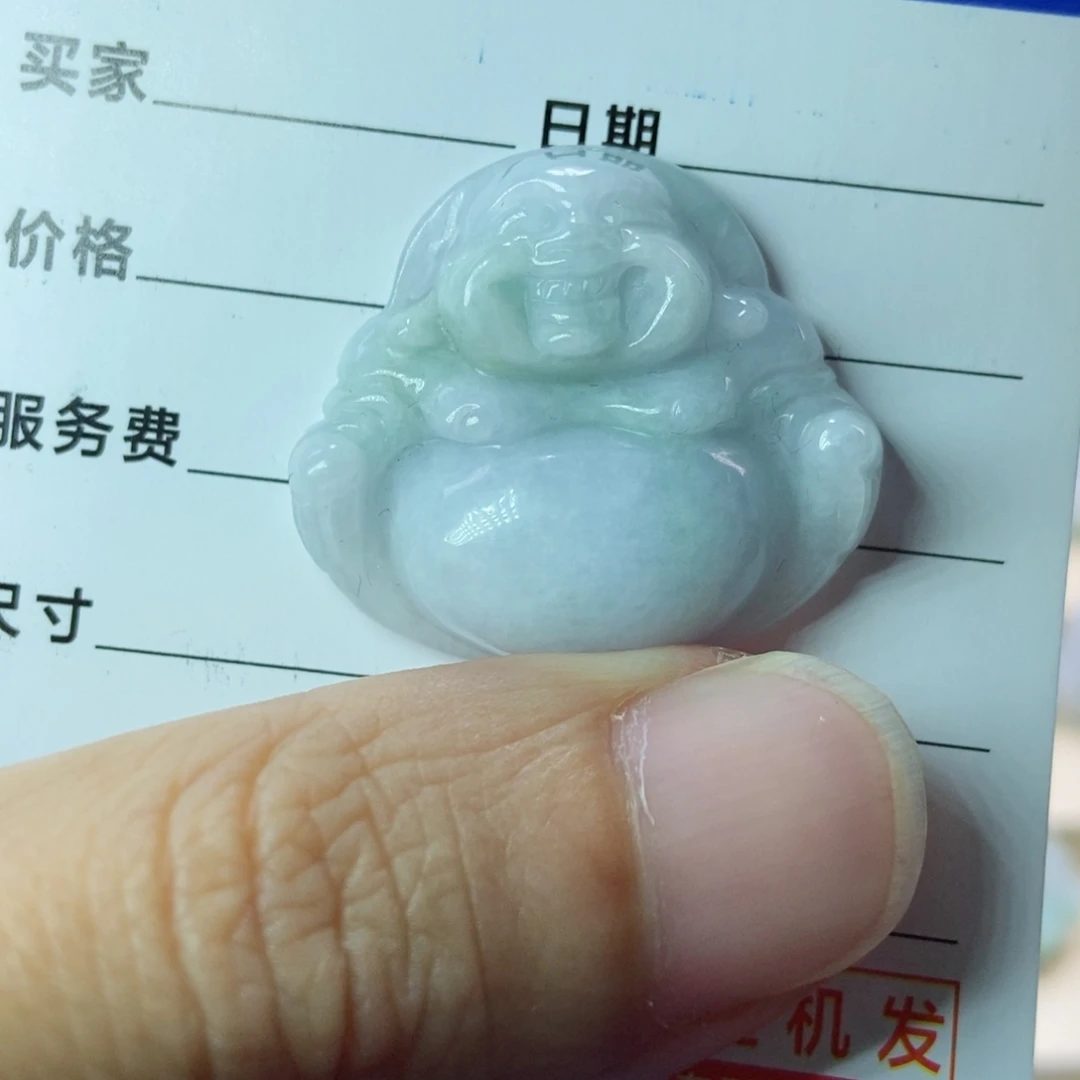 翡翠未镶嵌颈饰佛公