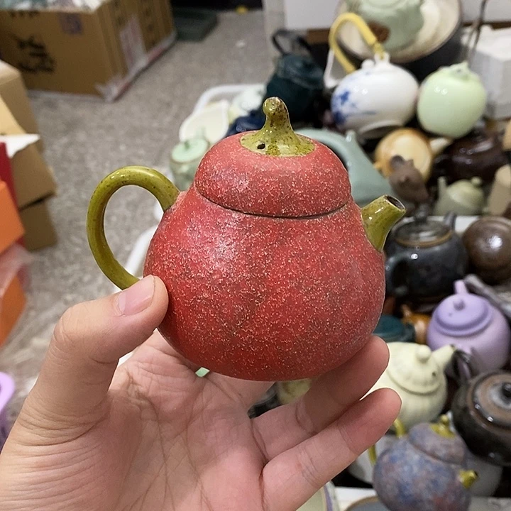 陶瓷艺术品及陶瓷壶壶