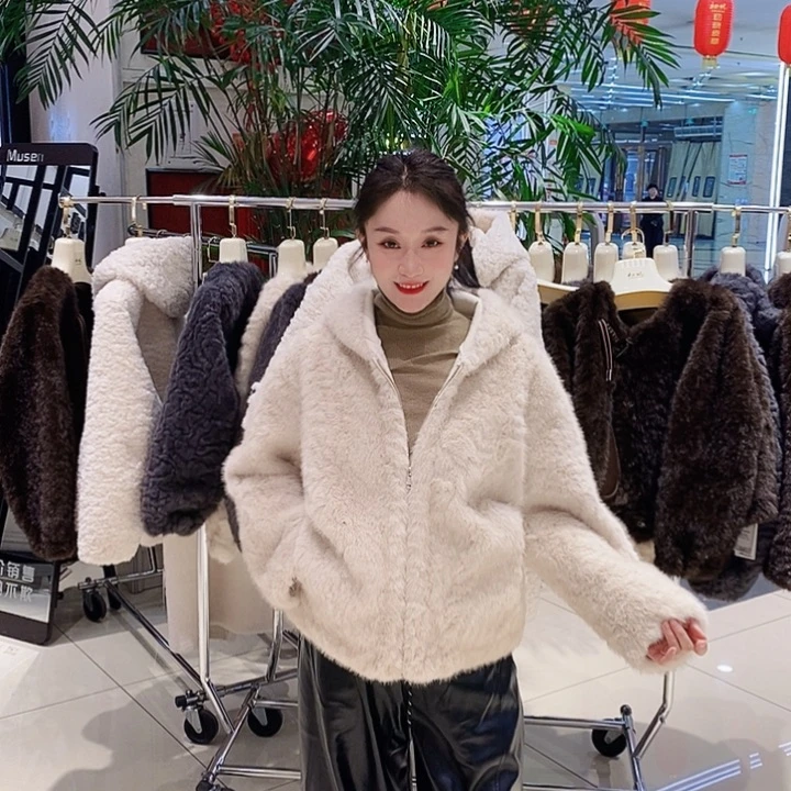 米色25616环保毛外套
