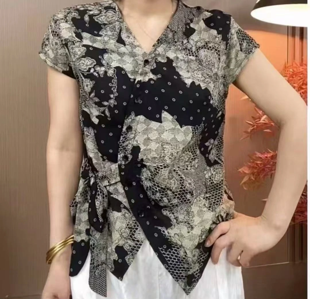 夏季新款V领短袖显瘦修身时尚女士百搭小衫上衣