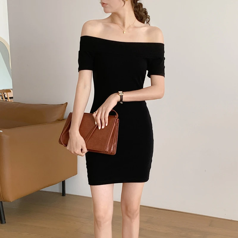 纯棉一字肩短袖连衣裙女时尚气质优雅小黑裙包臀短裙纯色夏季