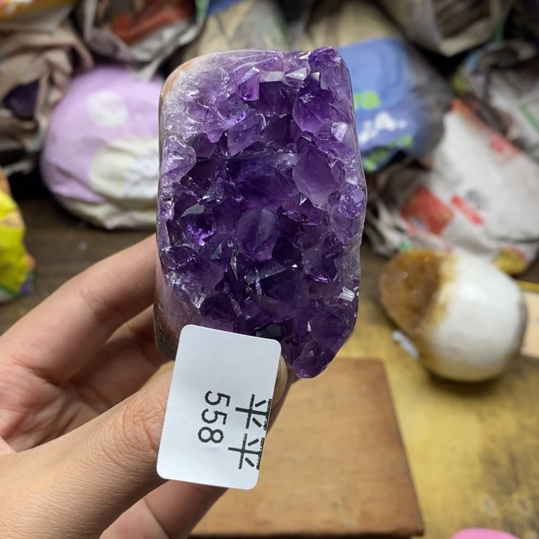 紫晶乌拉圭未镶嵌