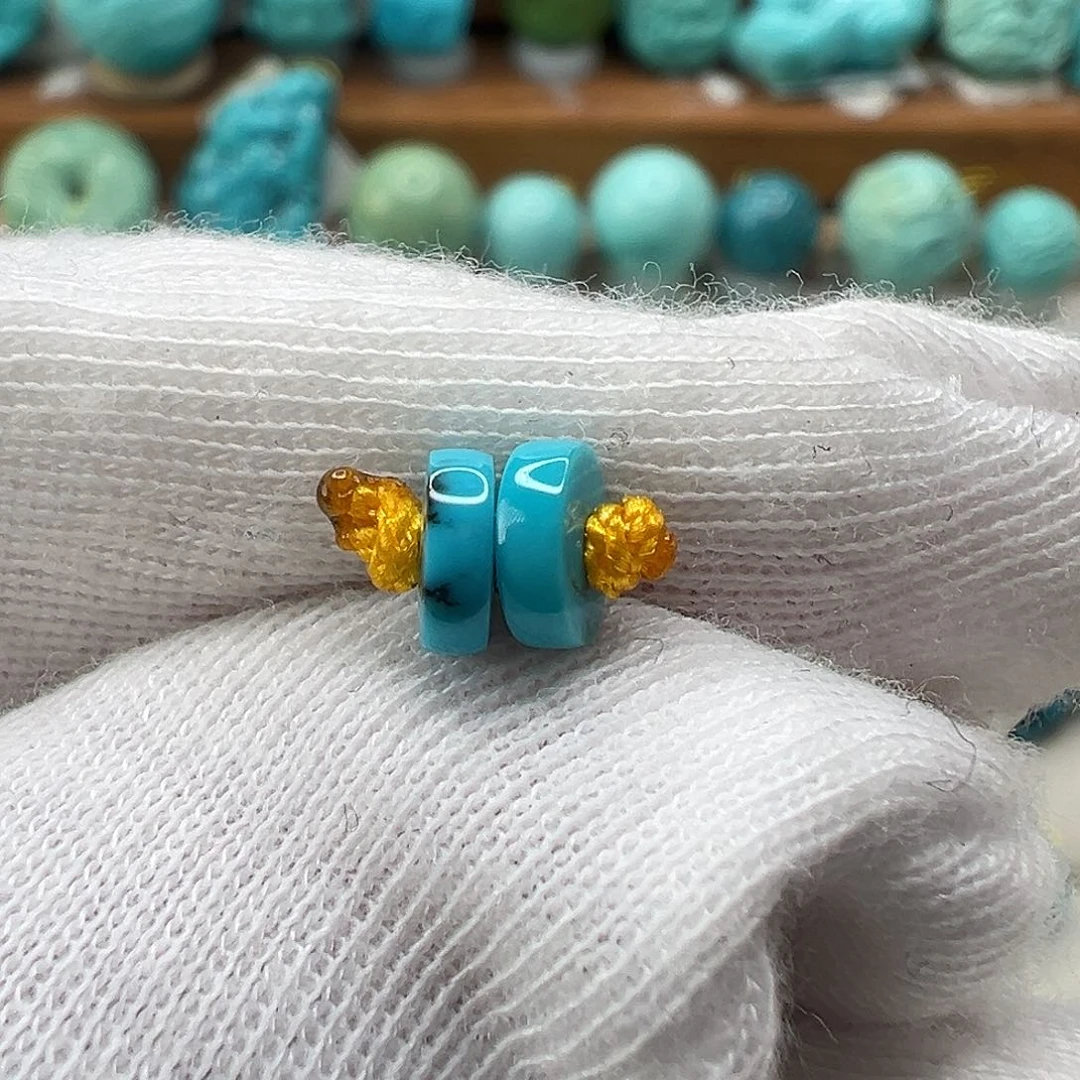 绿松石配饰未镶嵌