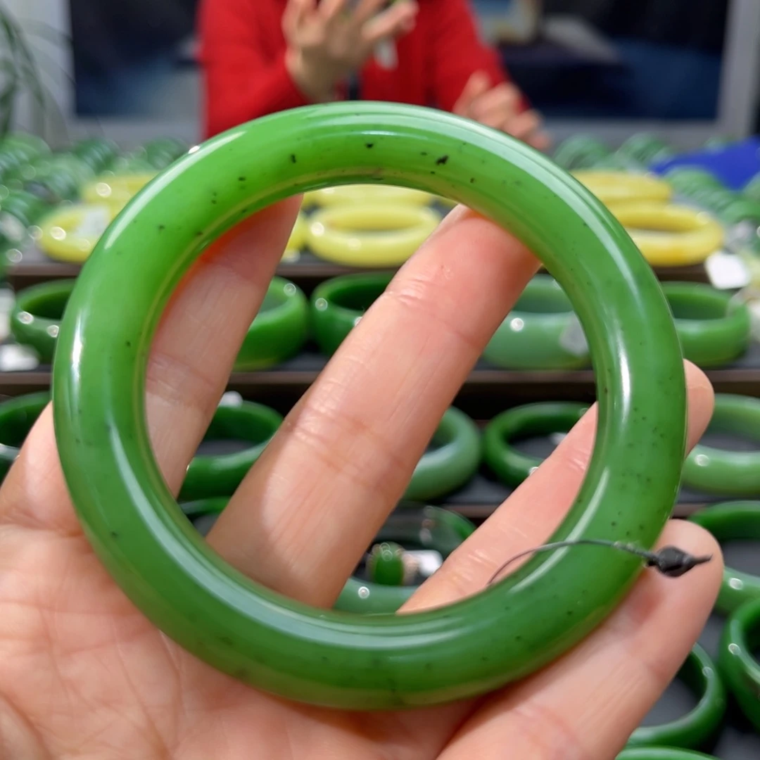 和田玉（碧玉）手镯未镶嵌