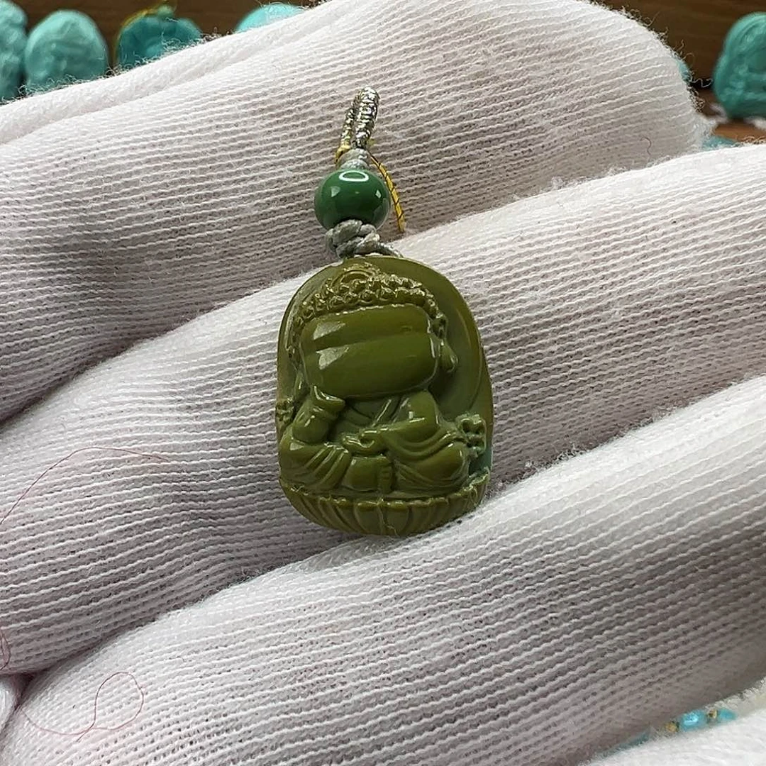 绿松石配饰未镶嵌