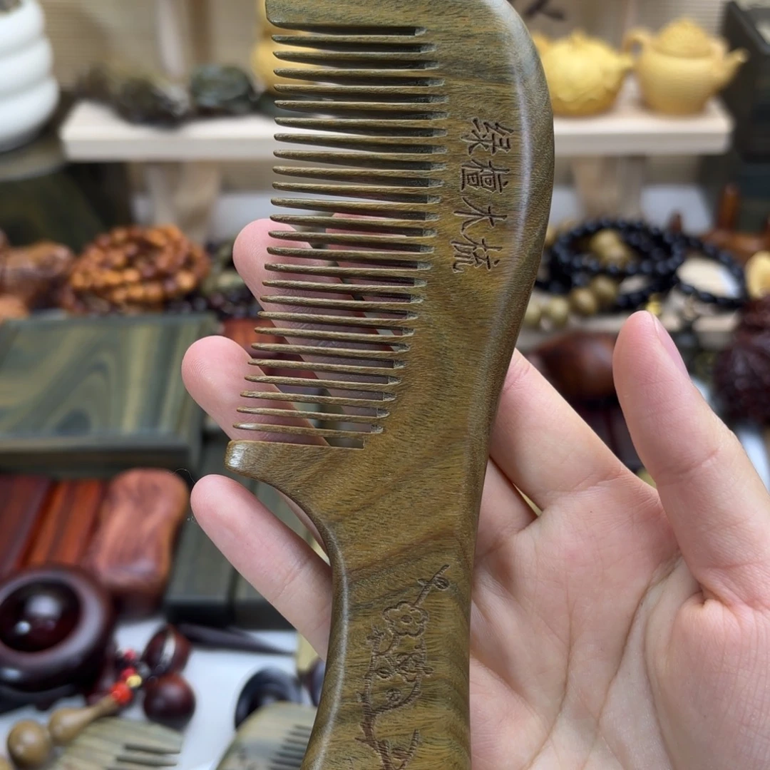 胡***木绿檀木料工艺品