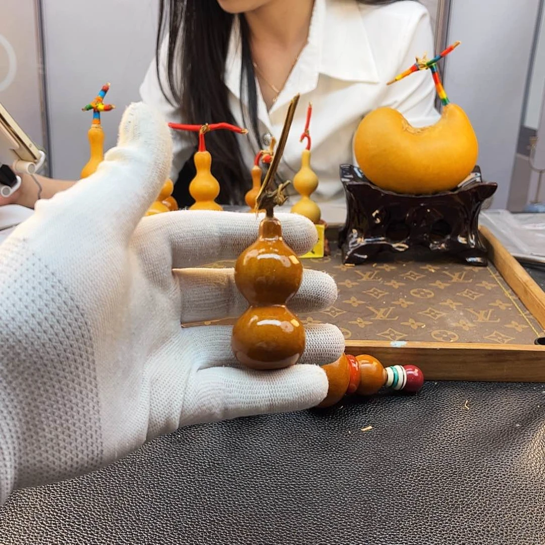 易*啦咯啦咯啦咯啦咯啦咯