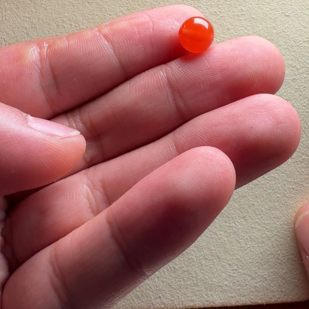 南红玛瑙圆珠未镶嵌梦*