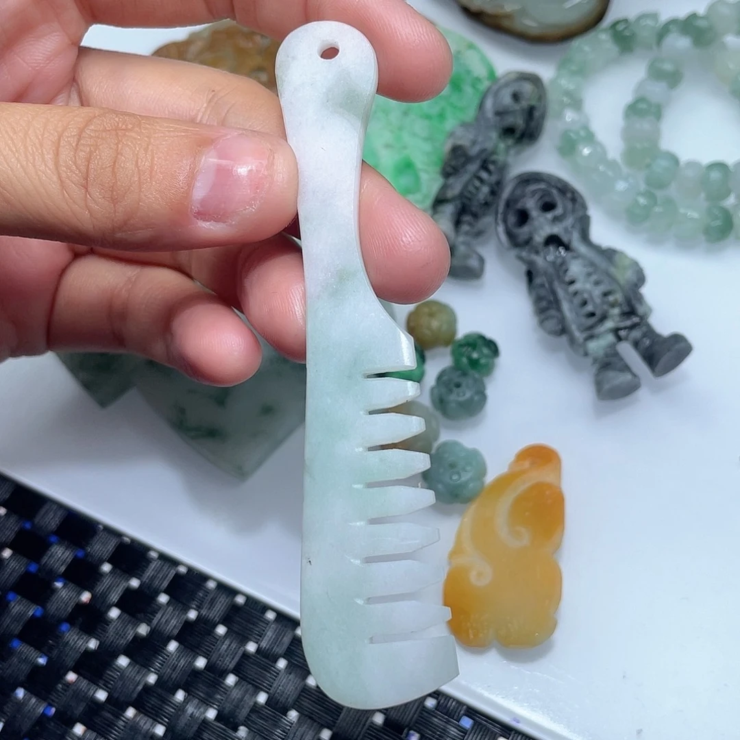 定制翡翠未镶嵌在