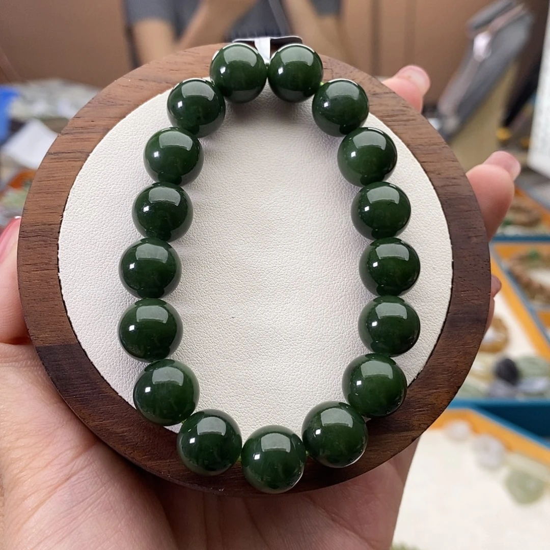 牛***哥未镶嵌手串和田玉A23