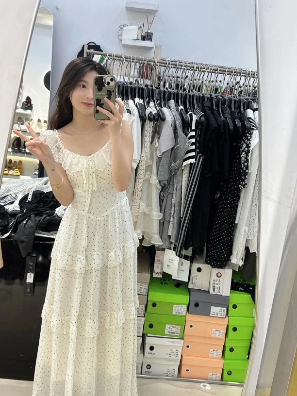 少女感波点吊带收腰仙女裙夏季海边度假氛围感连衣裙