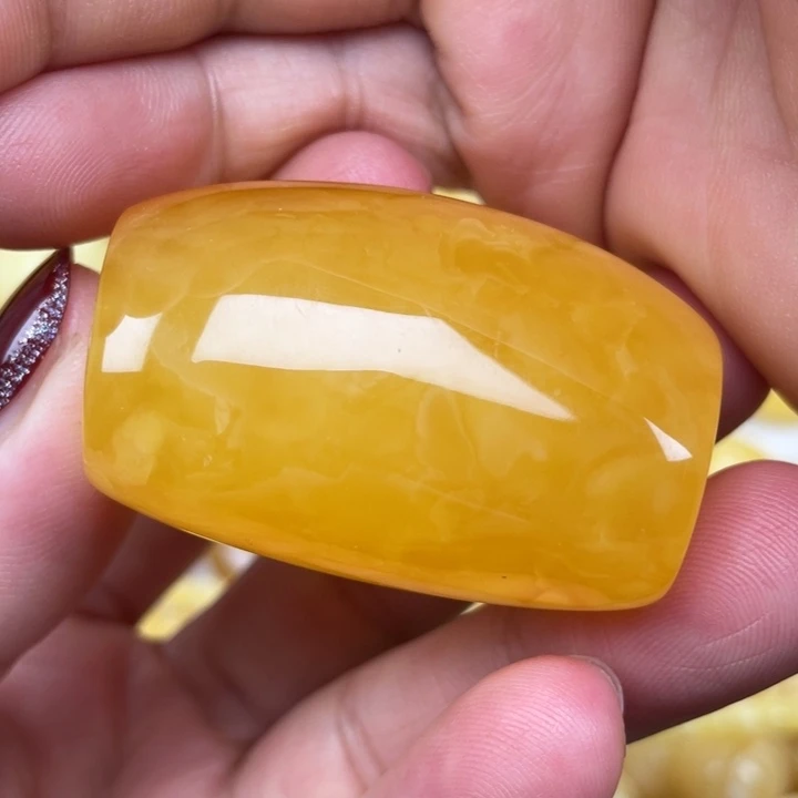 裸石蜜蜡未镶嵌蜜蜡