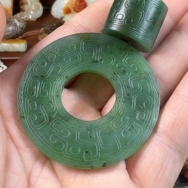 和田玉（糖玉）未镶嵌挂件