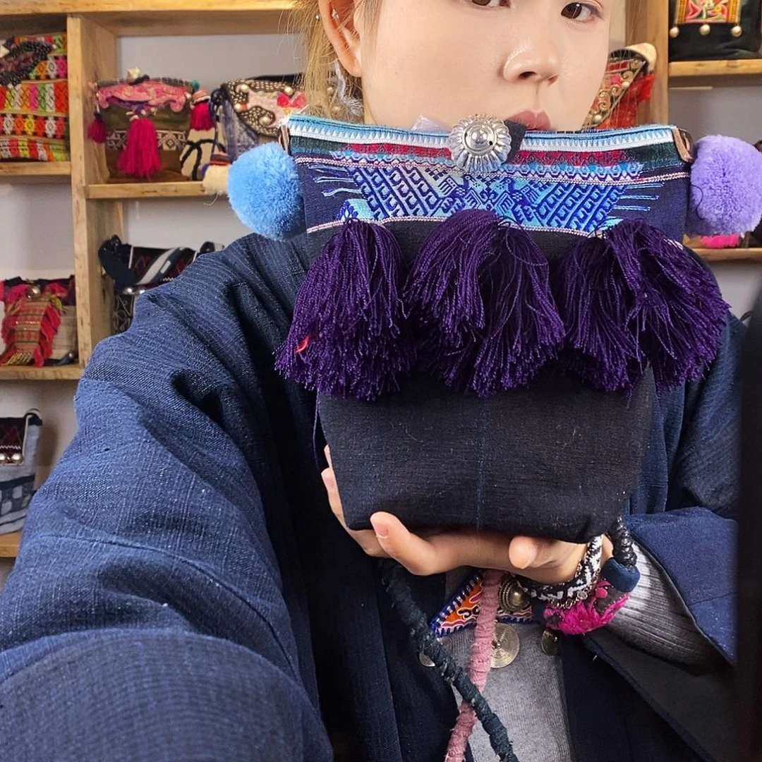 织绣手工制作包包