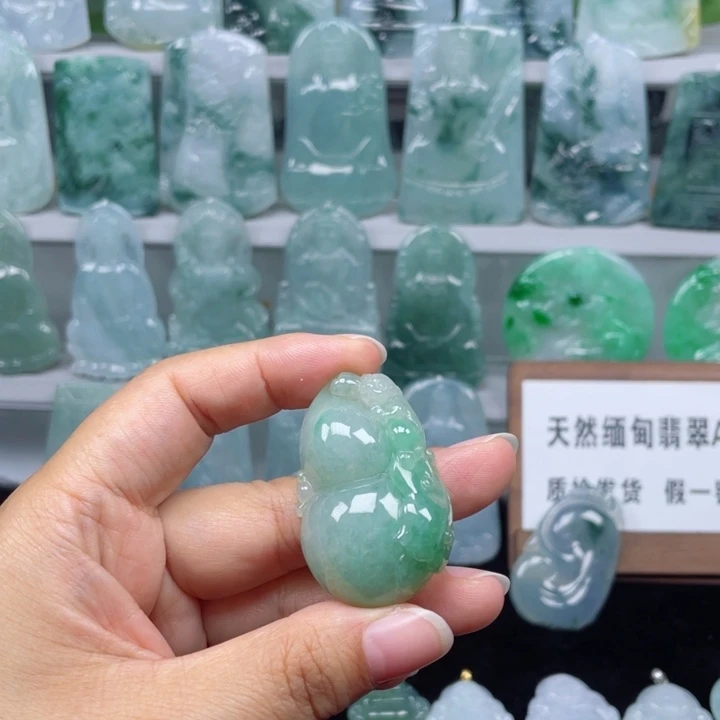 颈饰未镶嵌翡翠葫芦