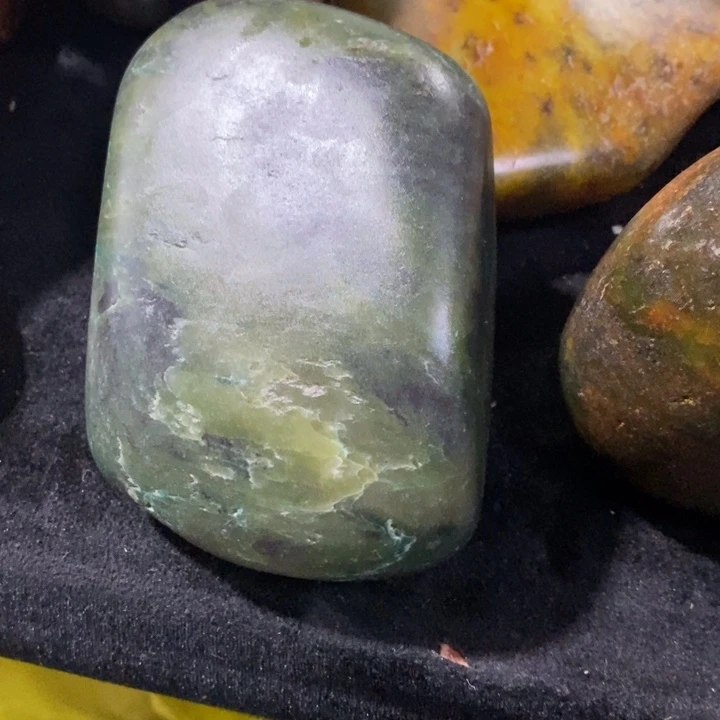 青***手和田玉未镶嵌挂件