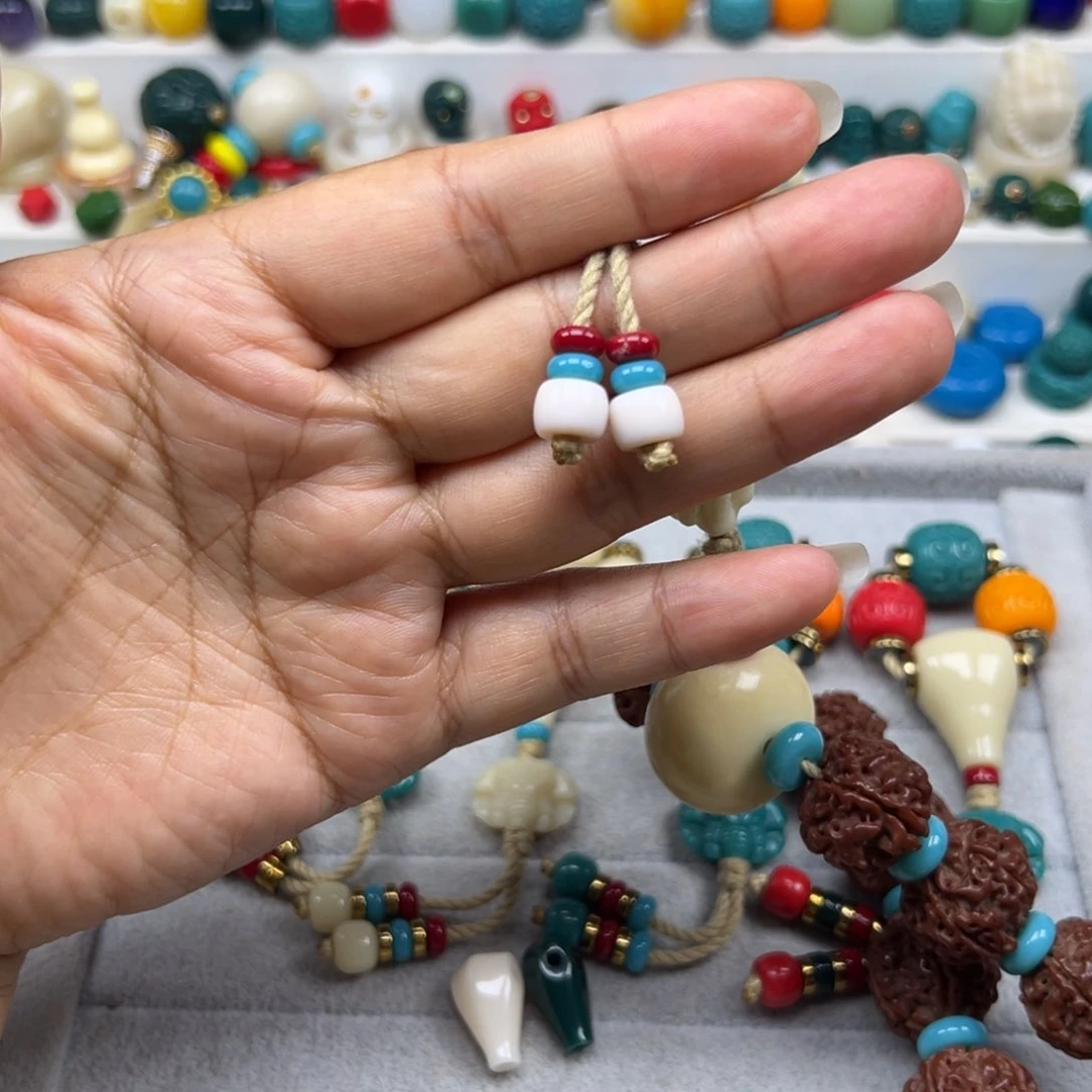 琉璃颈饰守*者卡8弟子珠