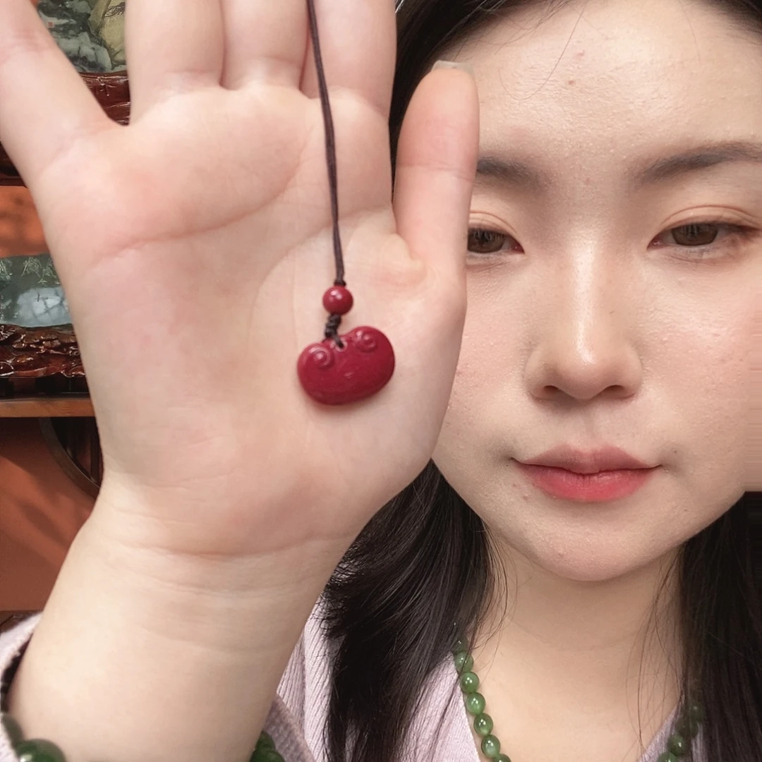 天然辰砂朱砂如意锁挂件