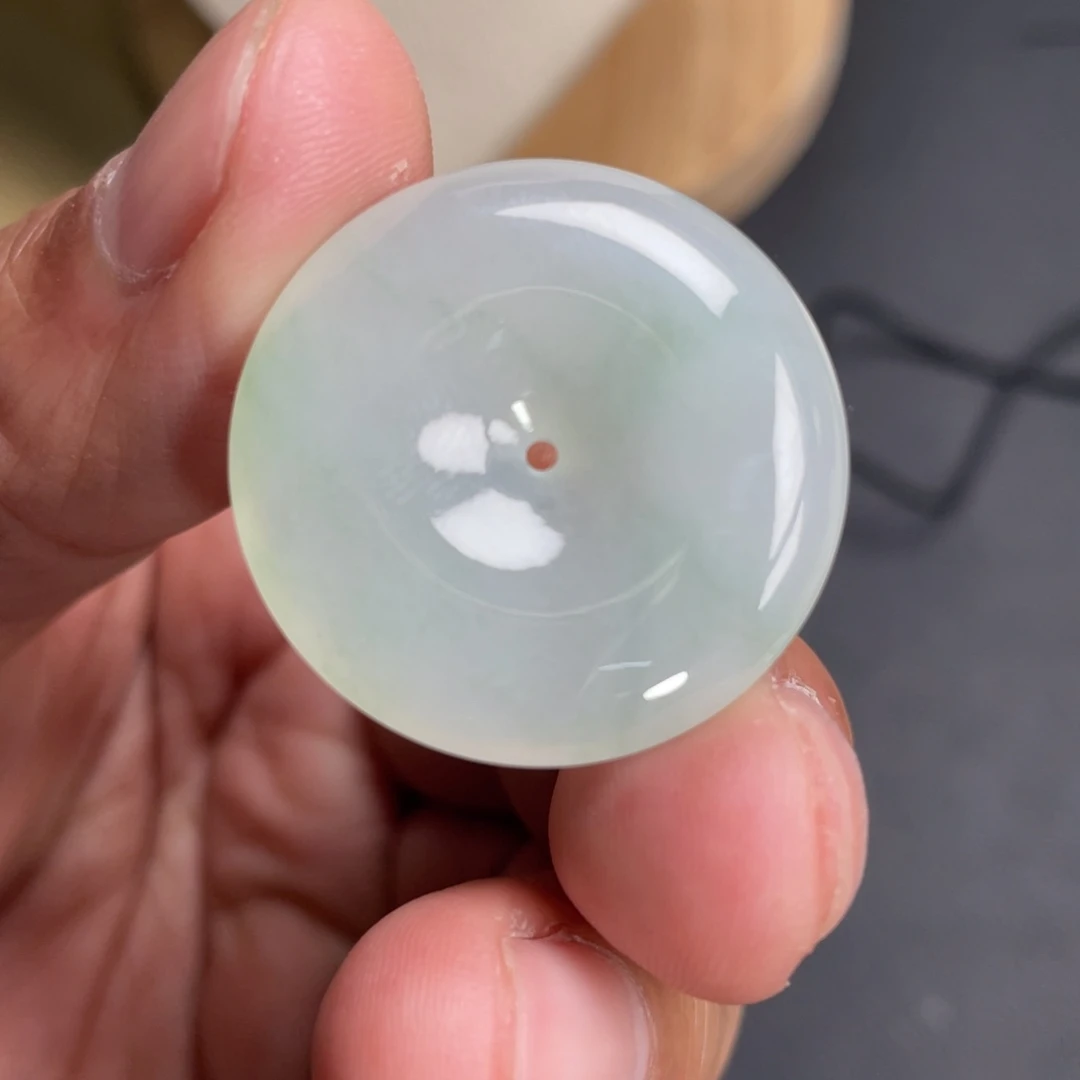 翡翠未镶嵌颈饰29.+5.9