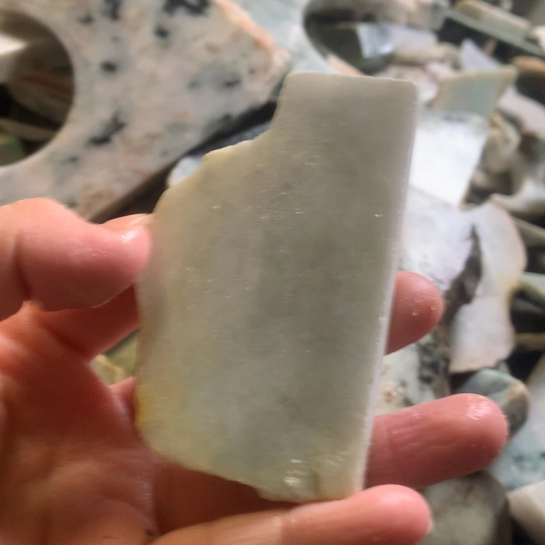 翡翠颈饰未镶嵌缅甸翡翠