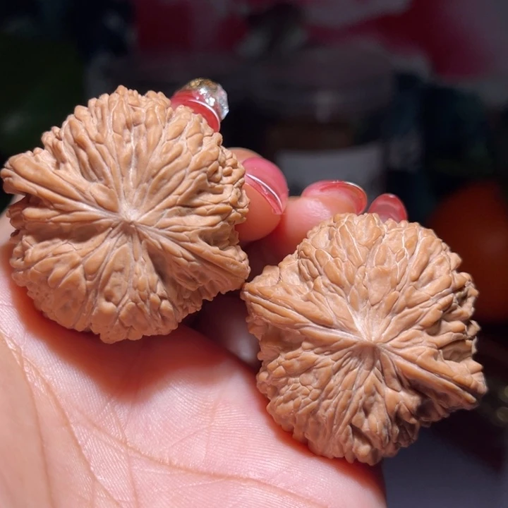 吊坠文玩核桃            40