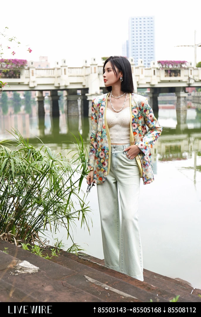 亮点国际时尚外套