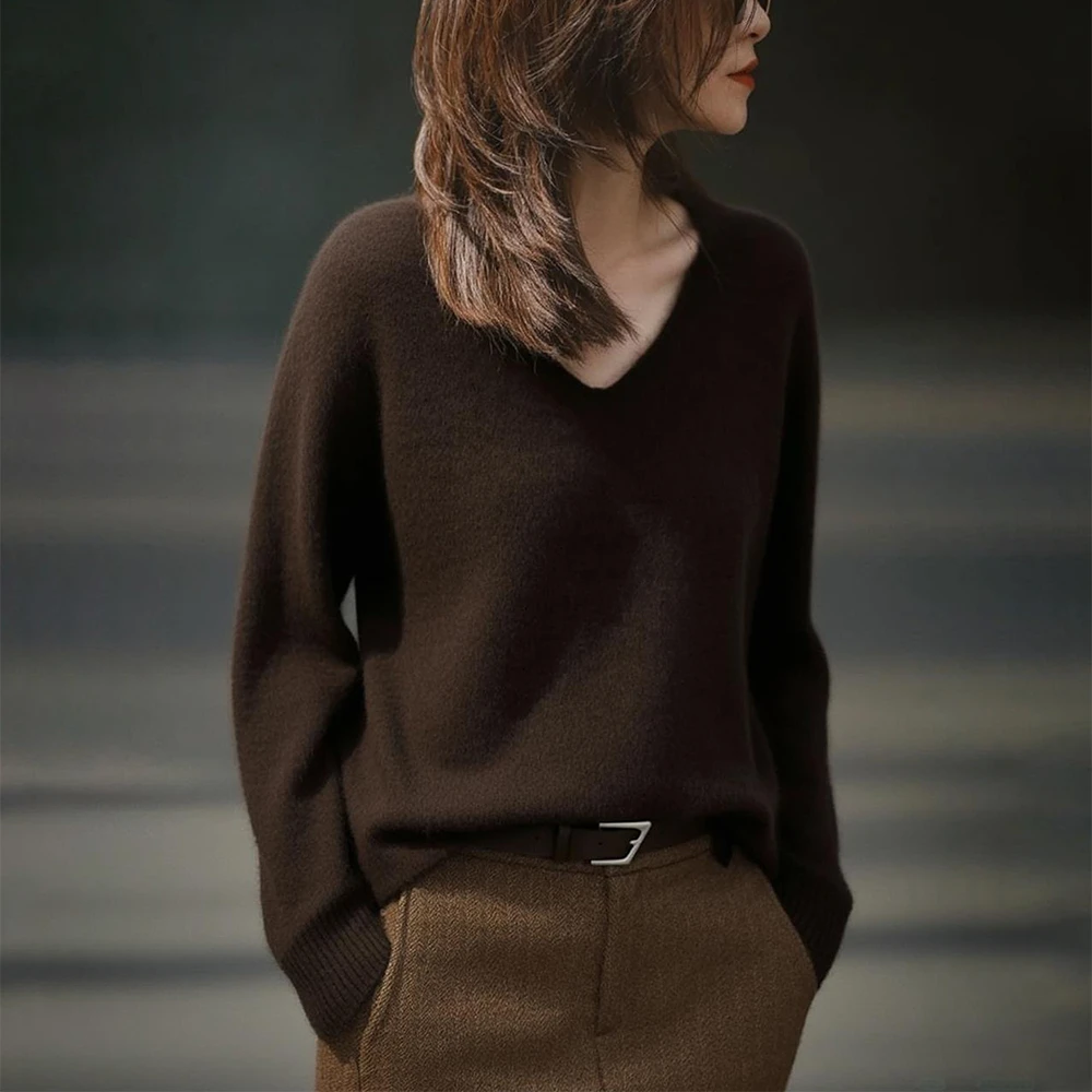 咖色V领针织衫女士秋冬2025新款慵懒高级感减龄宽松内搭毛衣上衣