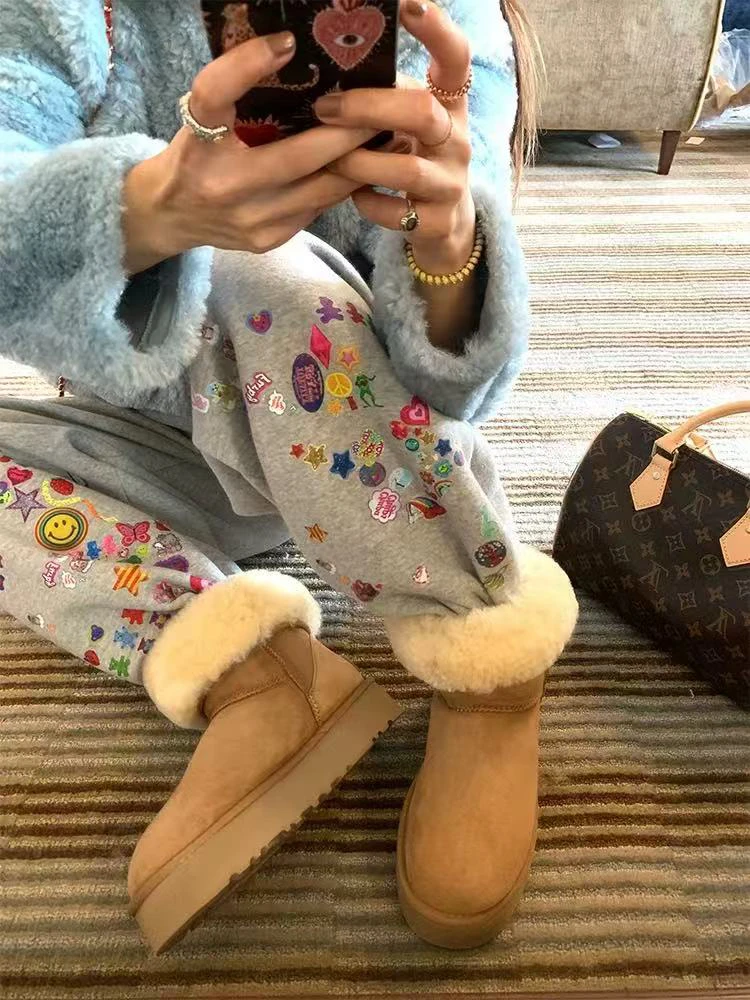 루루가−  （满满爱）韩国东大门灰色加绒印花卫裤女小个子新束脚裤