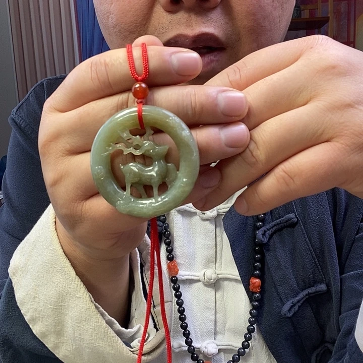 和田玉（糖玉）未镶嵌颈饰一路平安
