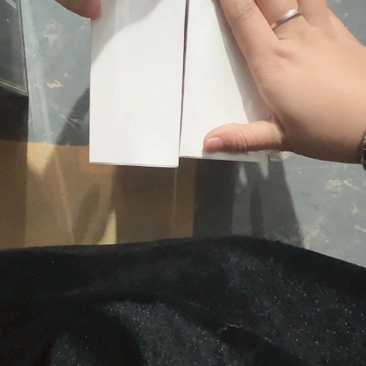 皱皱膜膜敷。 拍一发二盒。