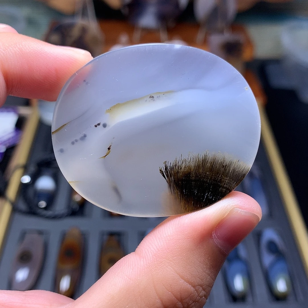 玛瑙/玉髓颈饰未镶嵌