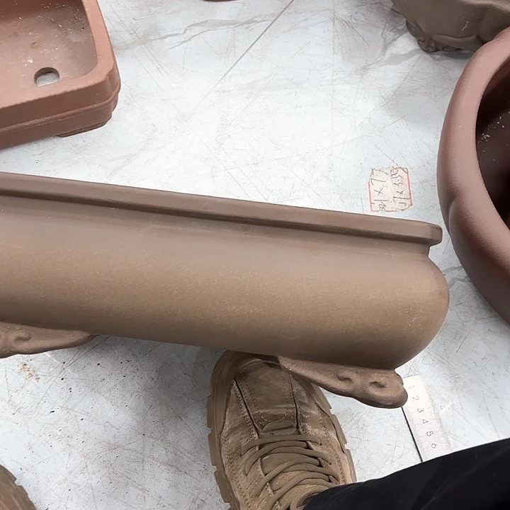 紫砂花盆我在外面吃饭了