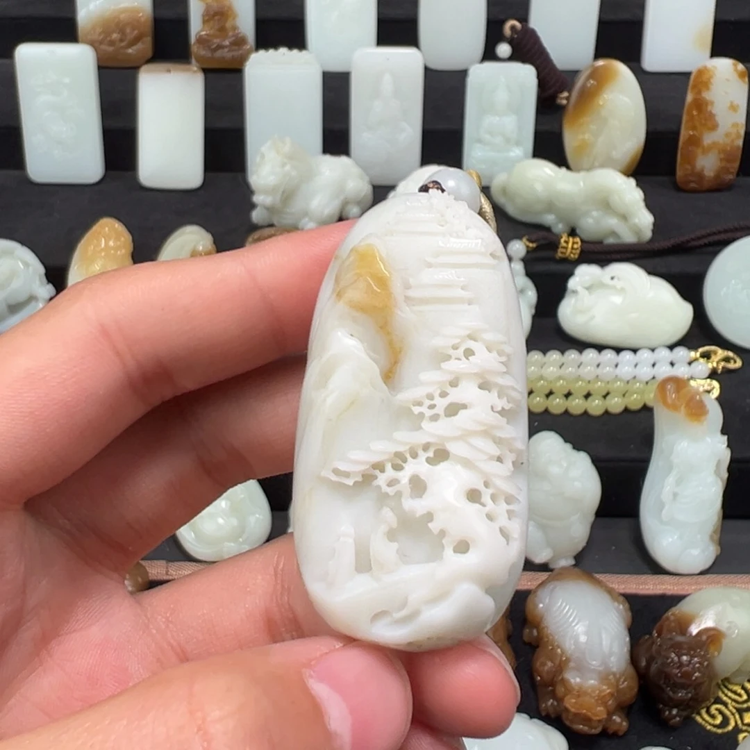 和田玉颈饰未镶嵌