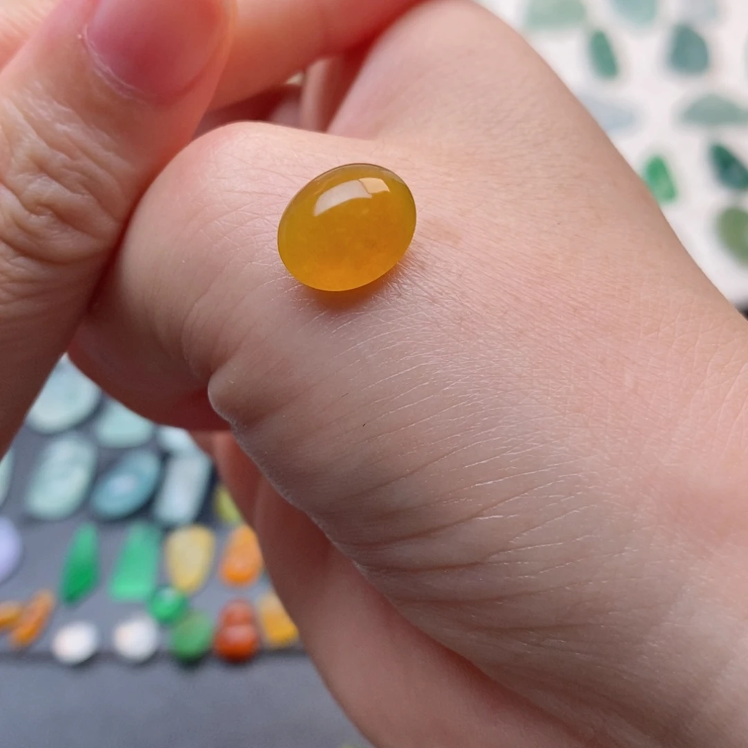 定制翡翠未镶嵌蛋面