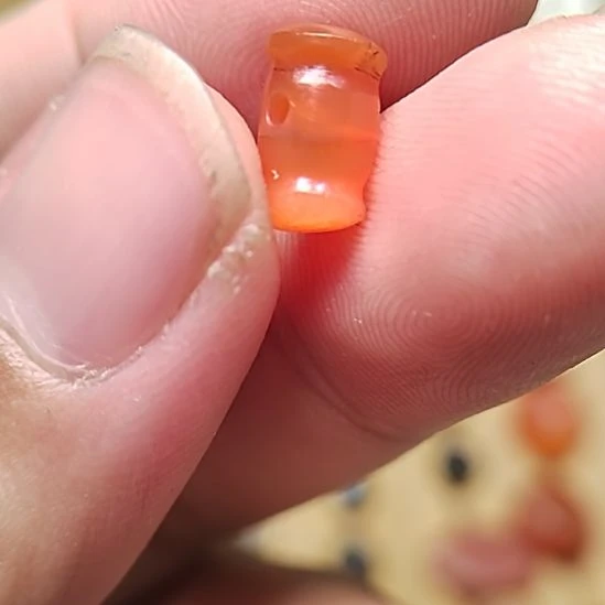 玛瑙/玉髓合金颈饰清，玛瑙腰里鼓两单一起一颗珠