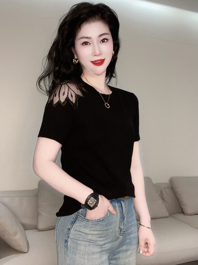 【琴琴穿搭】1803设计感女圆领洋气百搭镂空宽松显瘦时尚夏新款