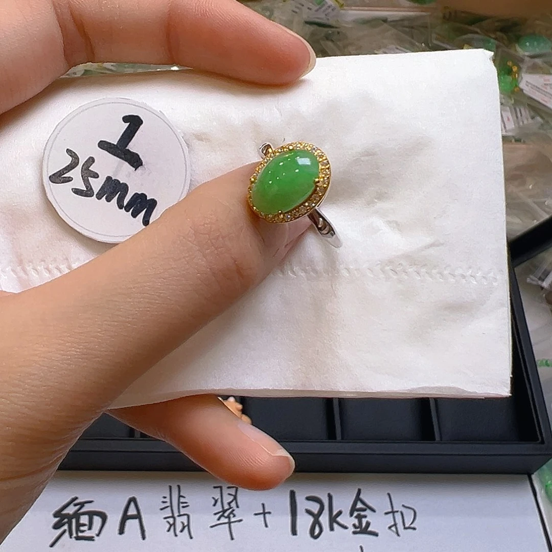 翡翠颈饰银S925镶嵌翡翠