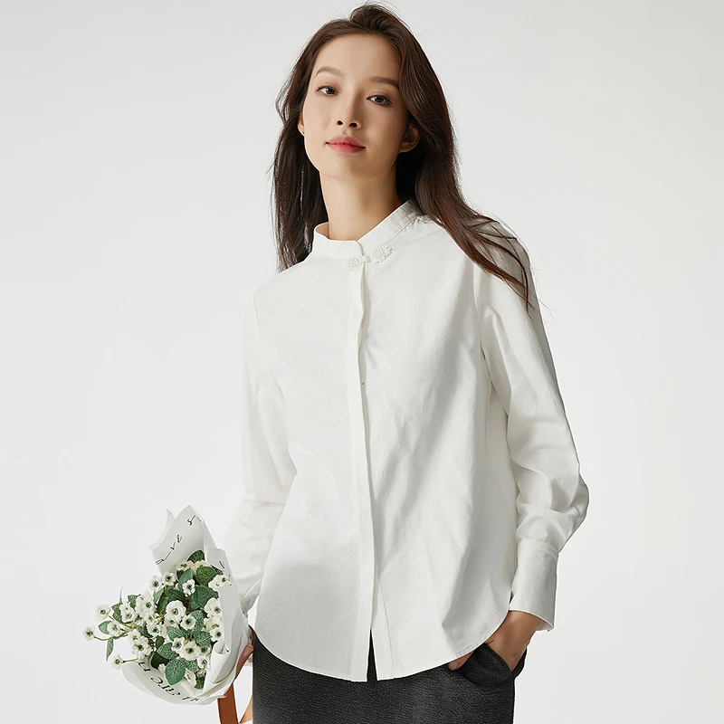 布景2025冬新品女装长袖纯色通勤休闲衬衫BW44CM1298