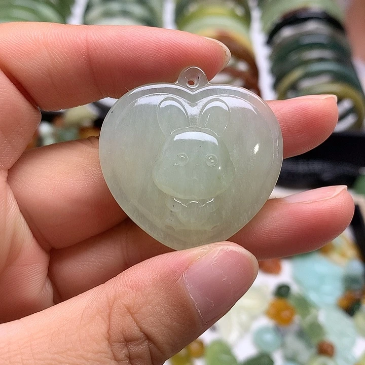 蛇纹石玉未镶嵌挂件