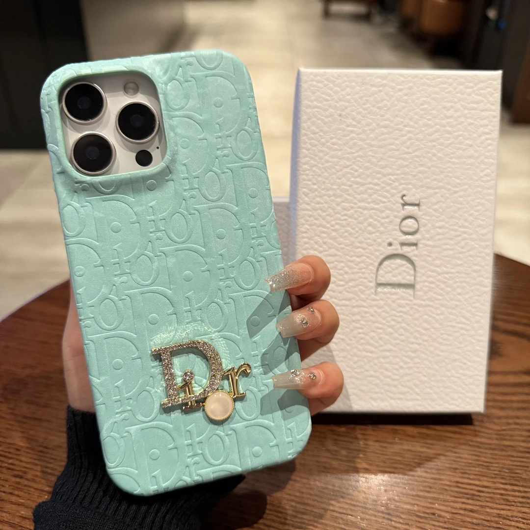 小众D家苹果17手机壳创意浮雕适用iPhone15半包新款16ProMax女14P