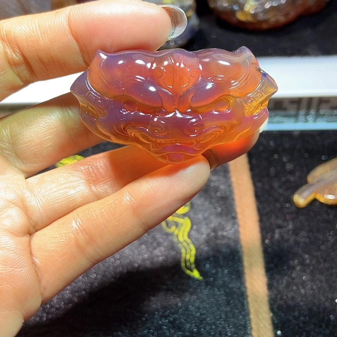 未镶嵌颈饰琥珀缅甸天然琥珀