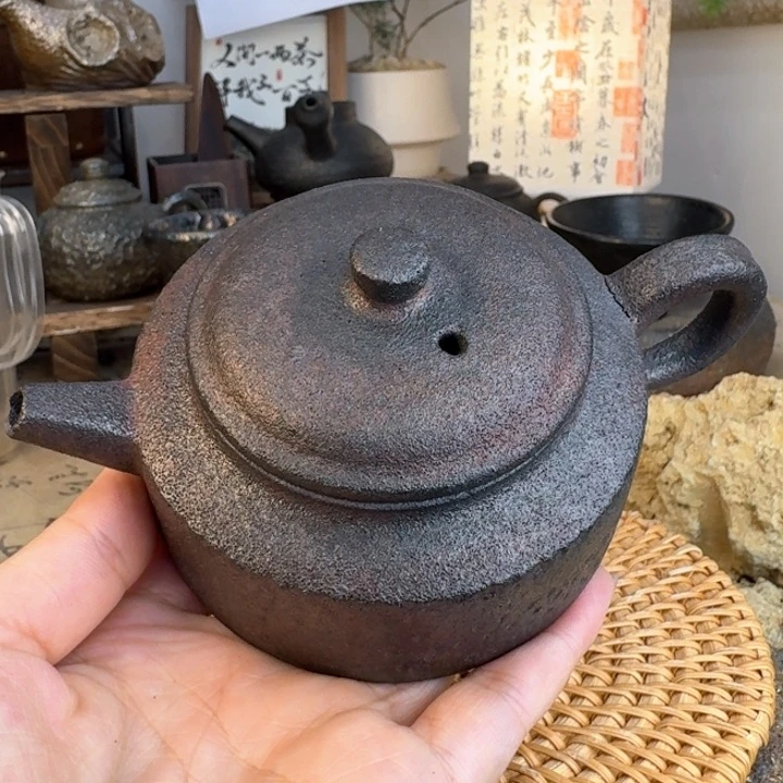 荥经黑砂炸福利德钟壶微瑕17