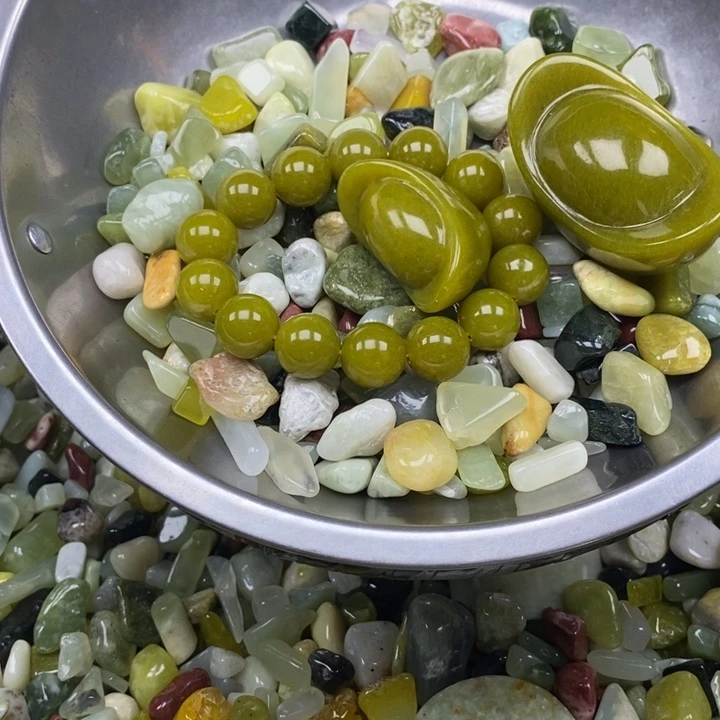 蛇纹石玉未镶嵌鱼缸石